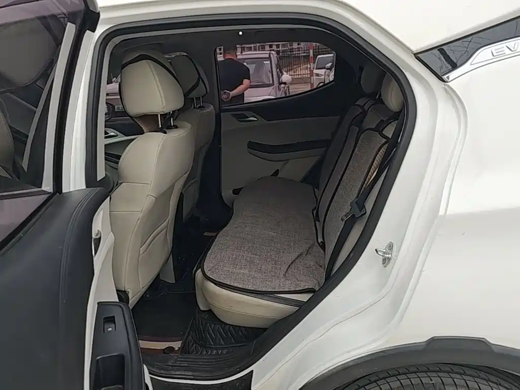 BYD Yuan Pro — миниатюра 17
