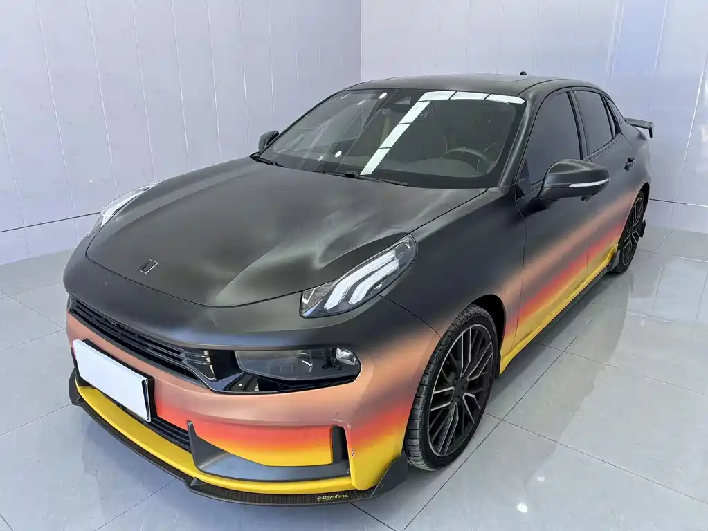 Купить Lynk & Co 03