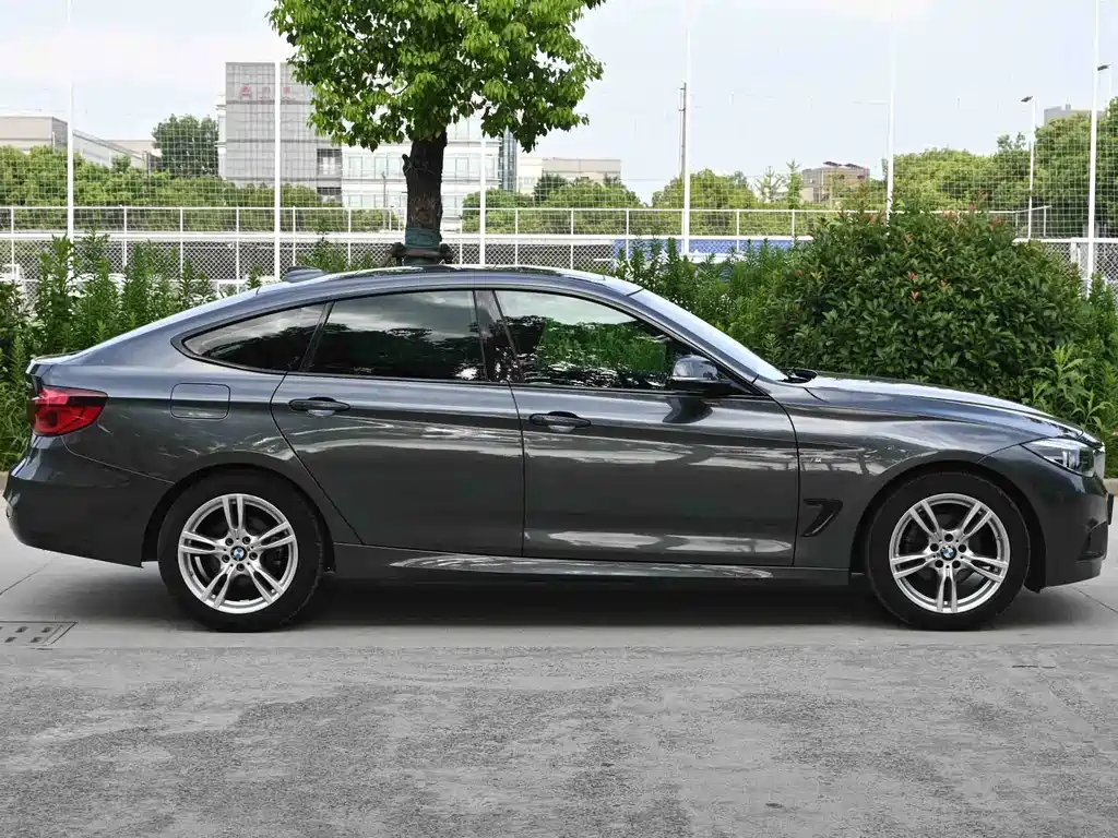 BMW 3 Series GT — миниатюра 7