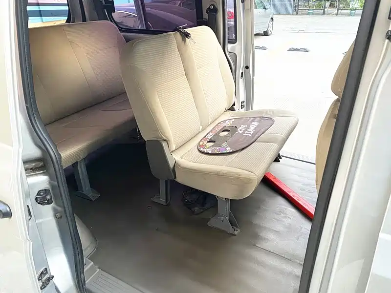 Wuling Rongguang V — миниатюра 14