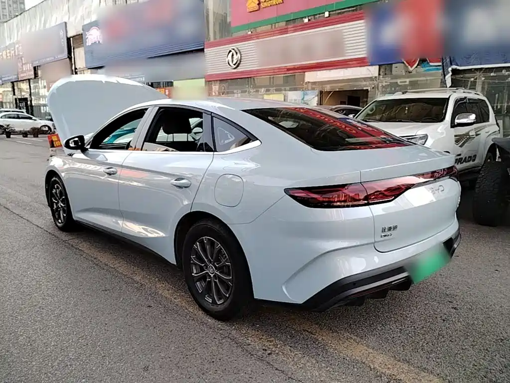 BYD Qin L — миниатюра 5