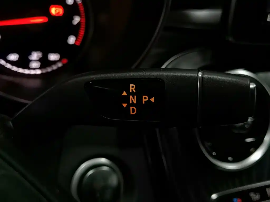 Mercedes-Benz C-Class — миниатюра 13