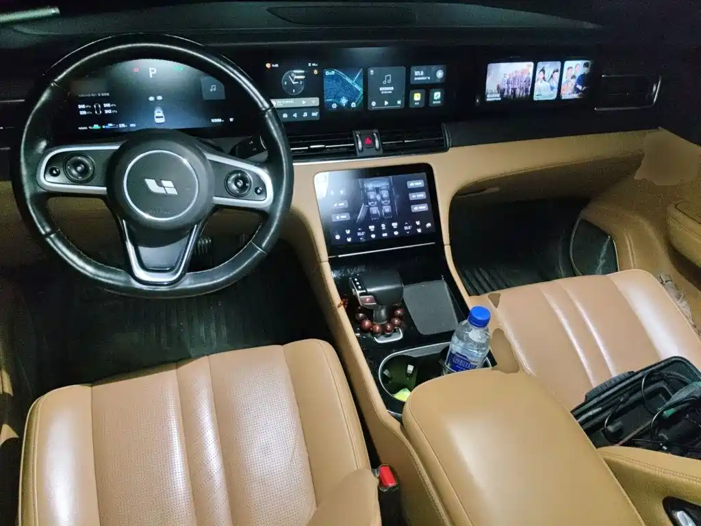 Li Auto Li ONE — миниатюра 10