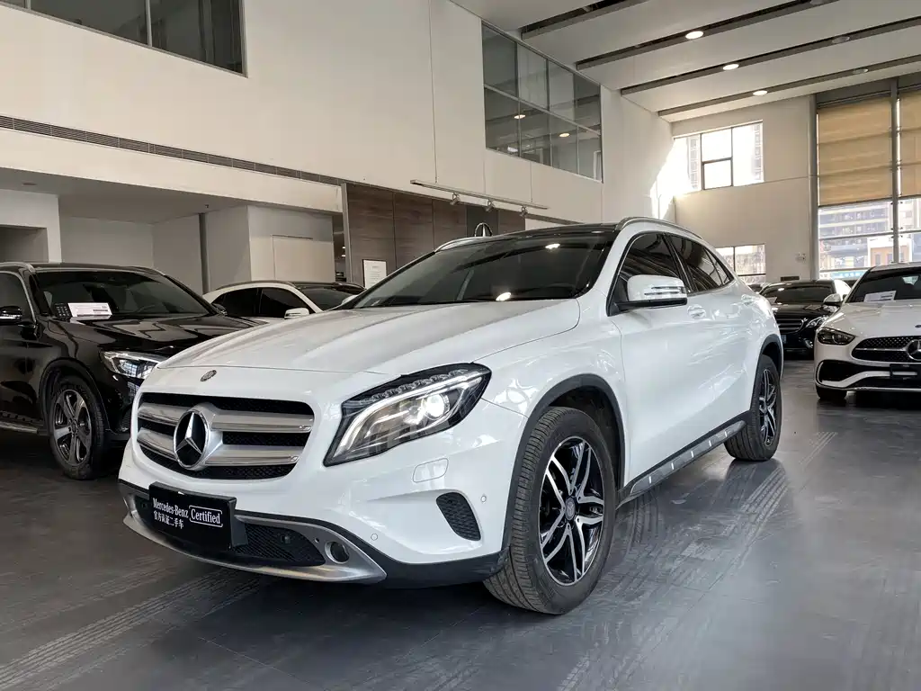 Mercedes-Benz GLA 2016
