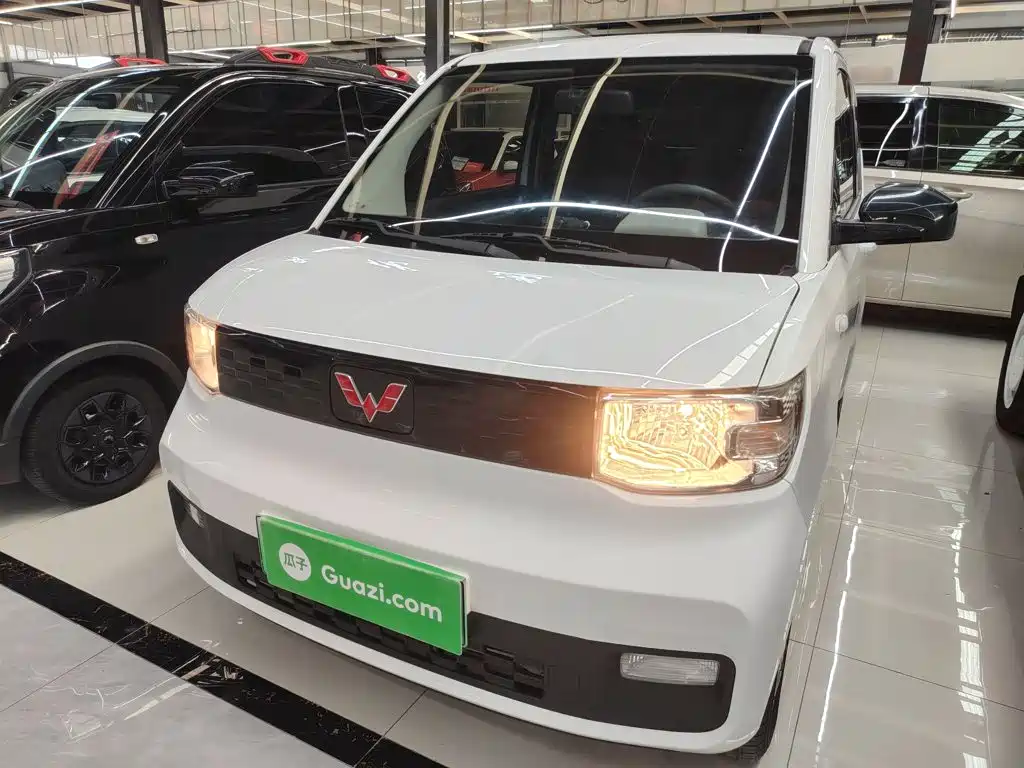 Wuling MINIEV