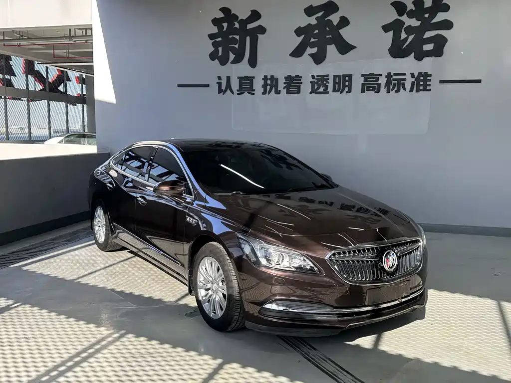 BUICK LACROSSE