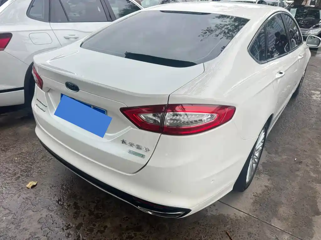 Ford Mondeo — миниатюра 4