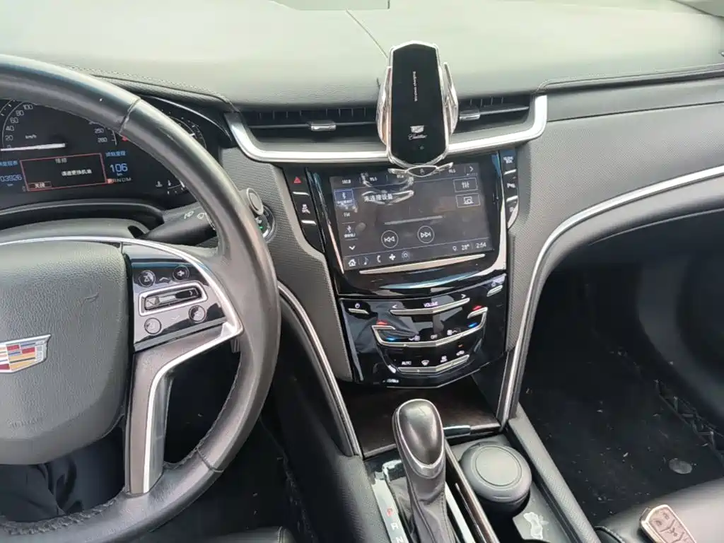Cadillac XTS — миниатюра 10