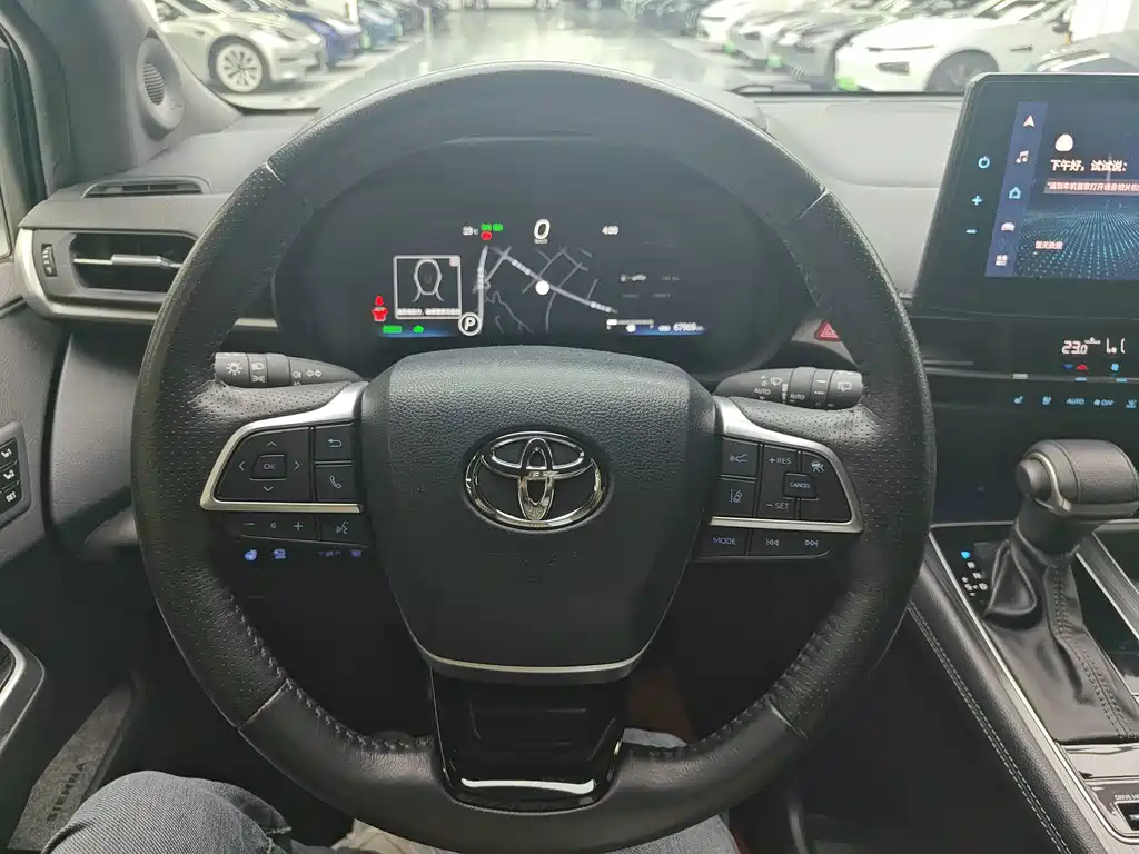 Toyota Sienna — миниатюра 6