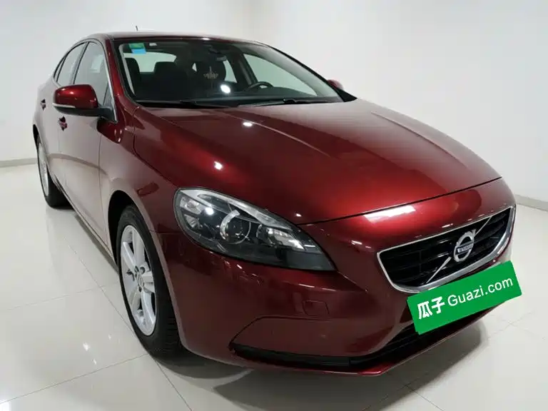 Volvo V40 — миниатюра 24