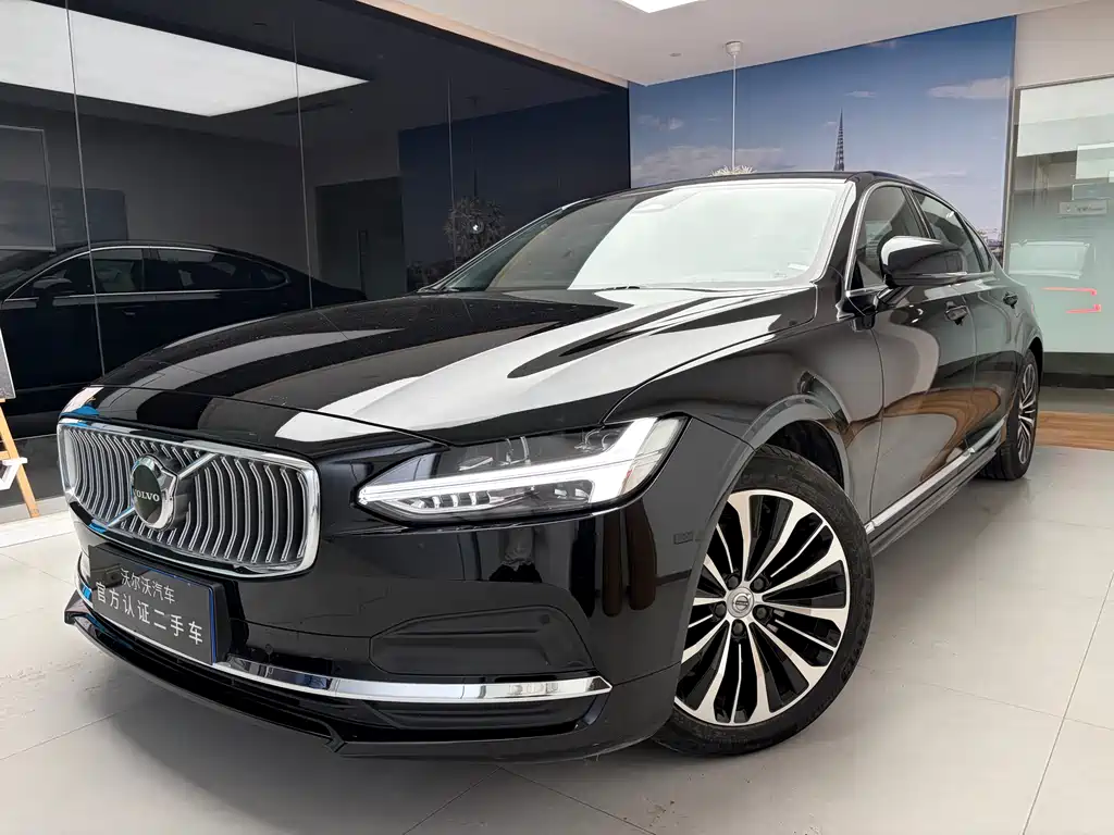 Volvo S90 2024