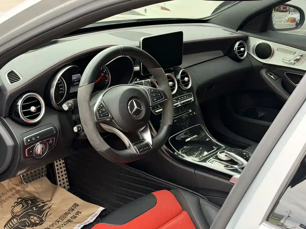 Mercedes-Benz C-Class AMG — миниатюра 6