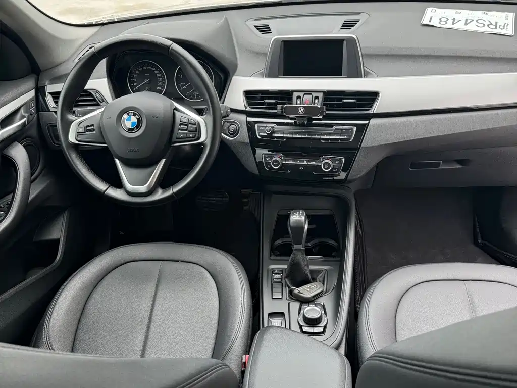 BMW X1 — миниатюра 12