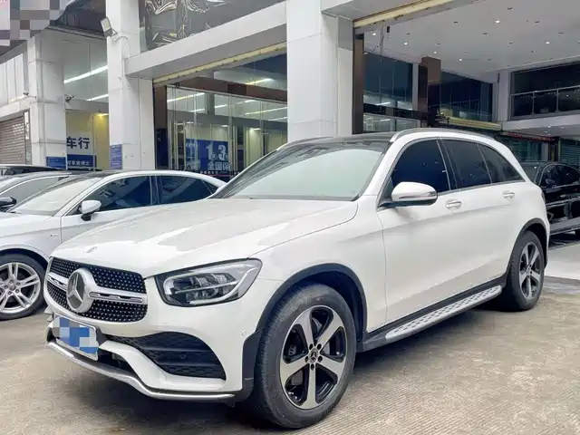 MERCEDES-BENZ GLC