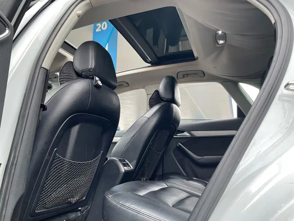 Audi Q3 — миниатюра 11