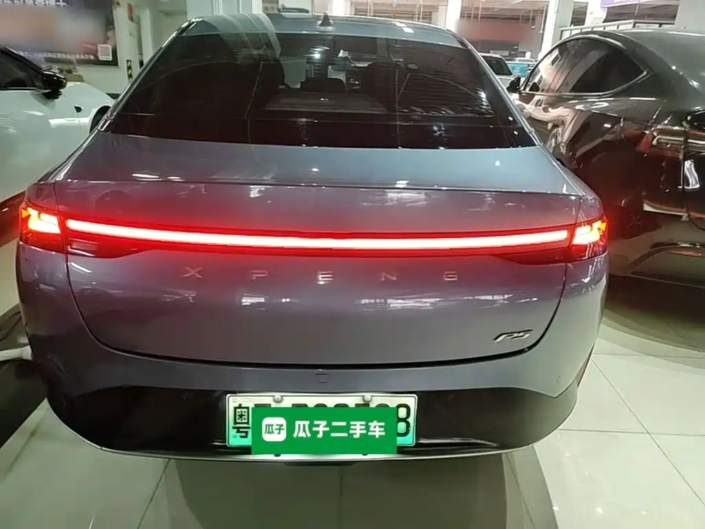 XPeng P5 — миниатюра 6