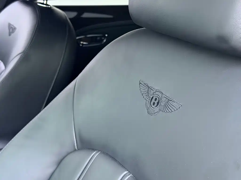 Bentley — фотографии объявления, Фото 11