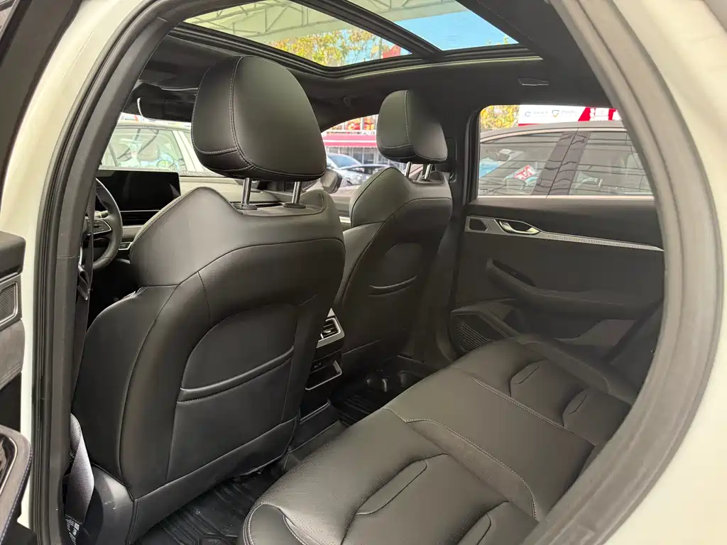 GEELY AUTOMOBILE XINGRUI