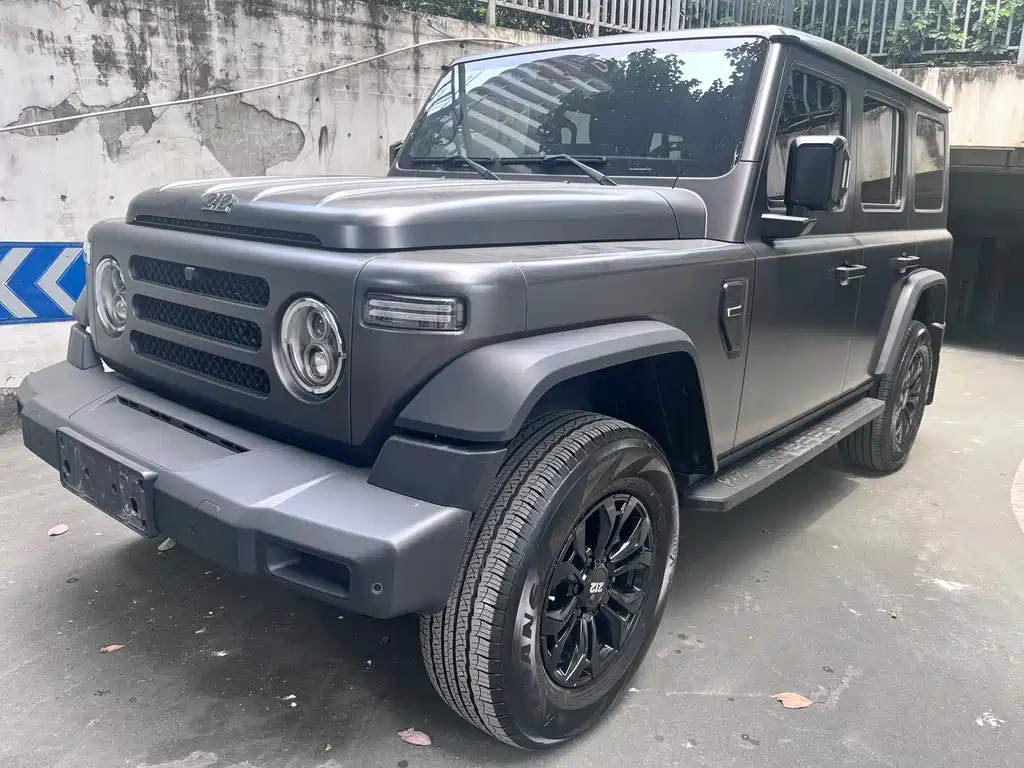 212 212 T01 2025