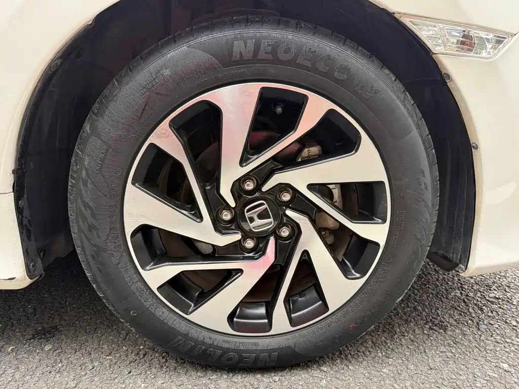 Honda Civic — миниатюра 18