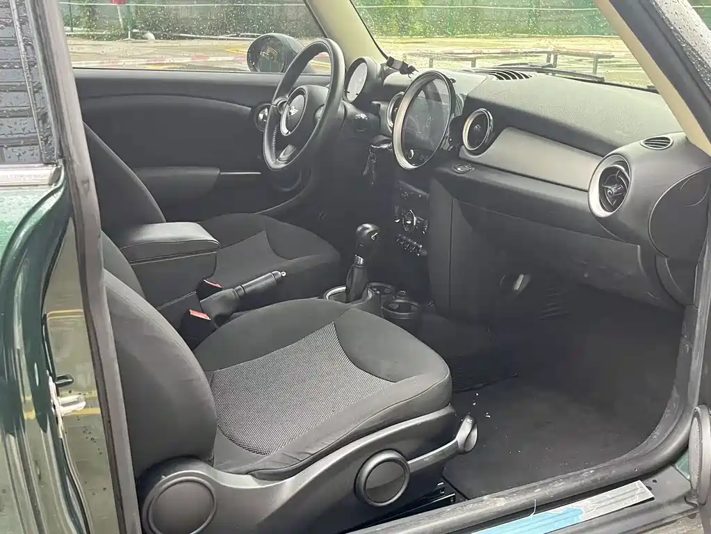 MINI Mini Clubman — миниатюра 4