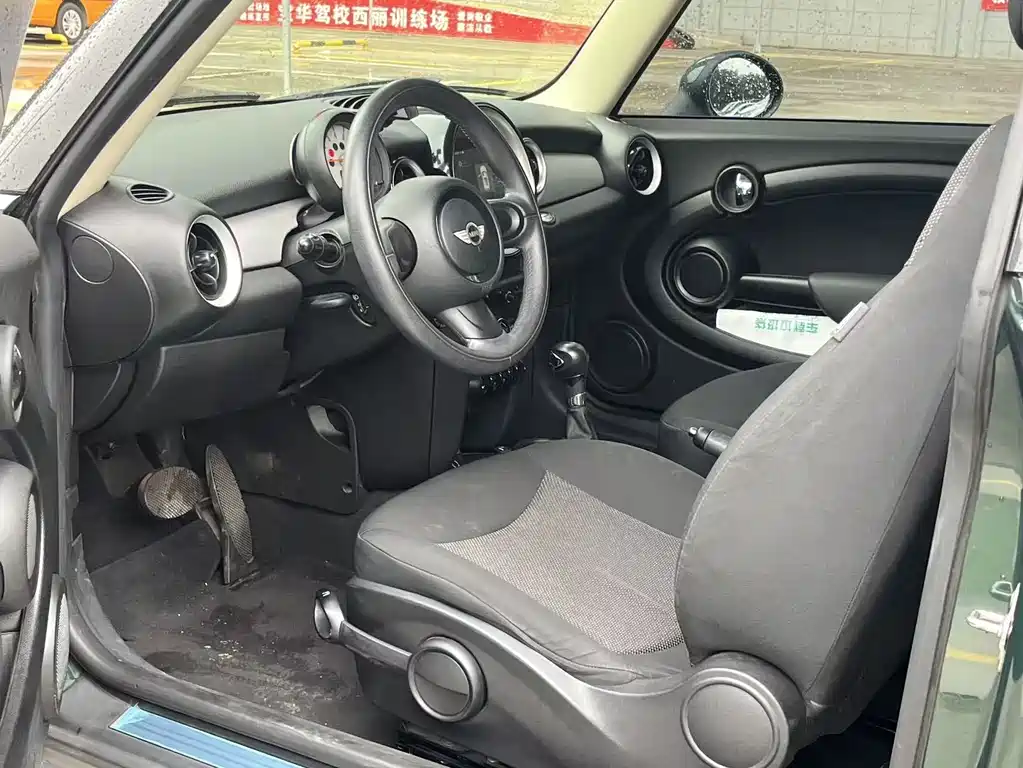 MINI Mini Clubman — миниатюра 12