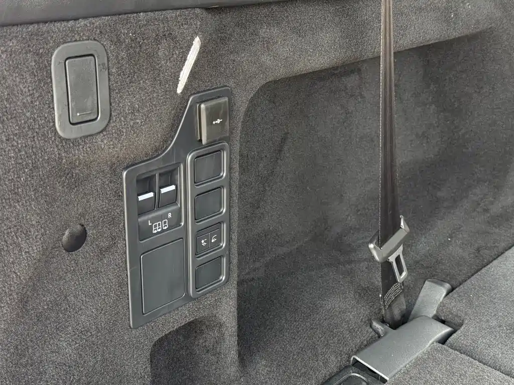 Land Rover Discovery — миниатюра 21