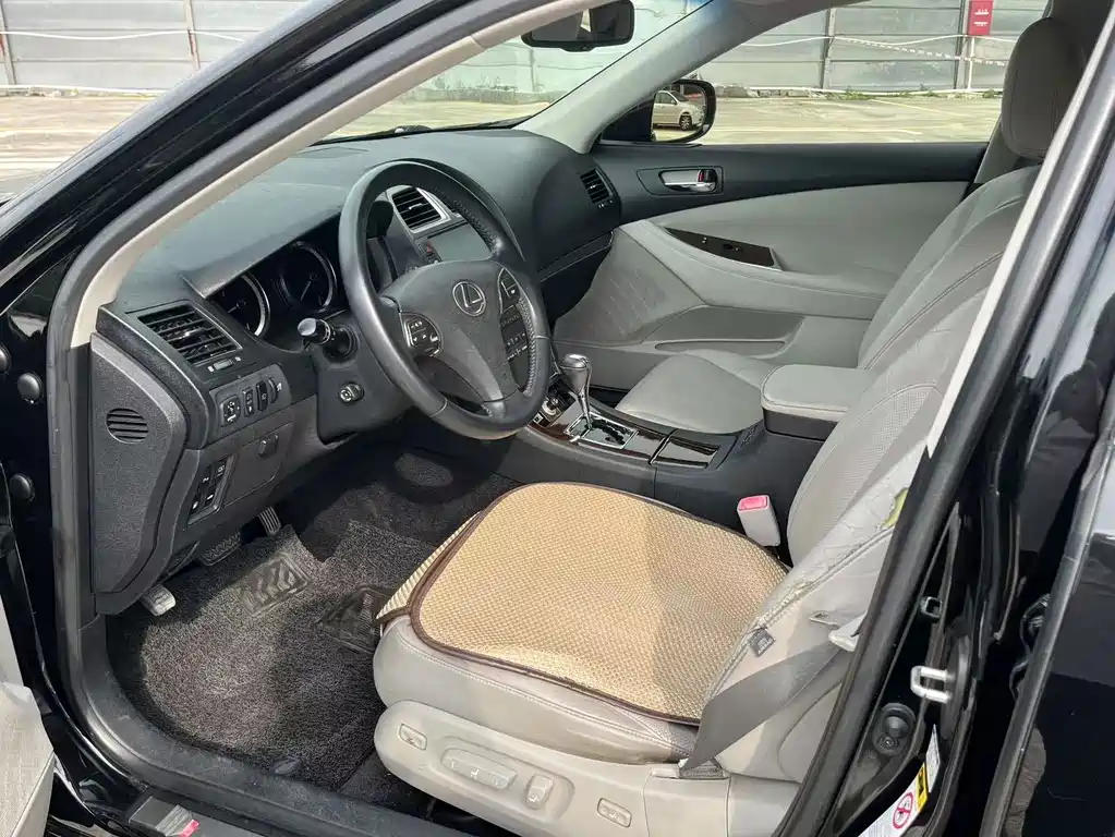 Lexus ES — миниатюра 5