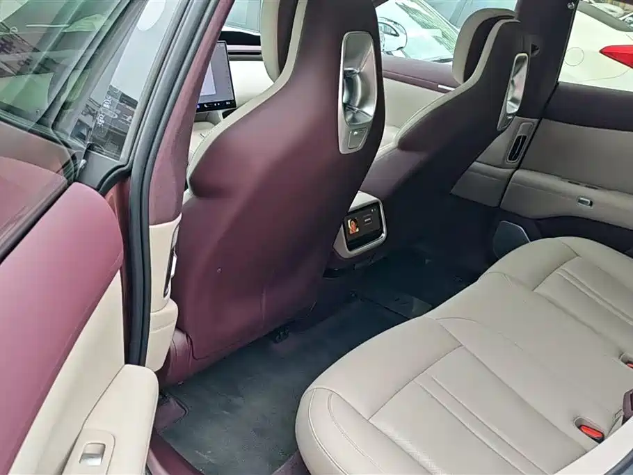 XIAOMI CAR XIAOMI YU7