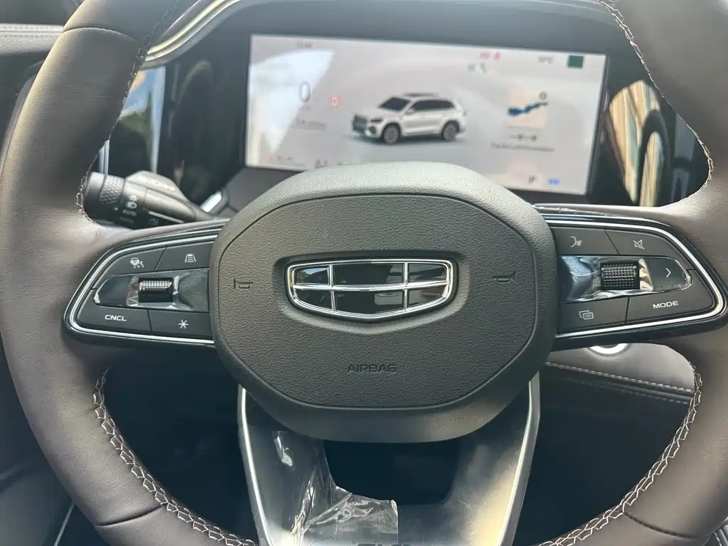 Geely Xingyue L — миниатюра 13