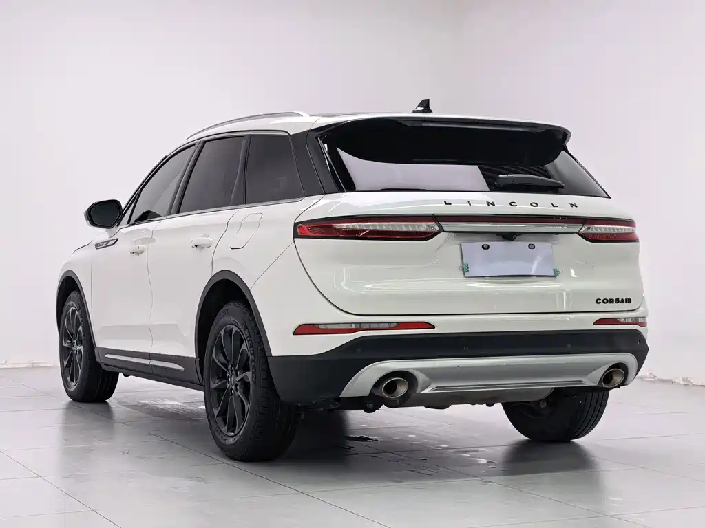 Lincoln Corsair — миниатюра 6