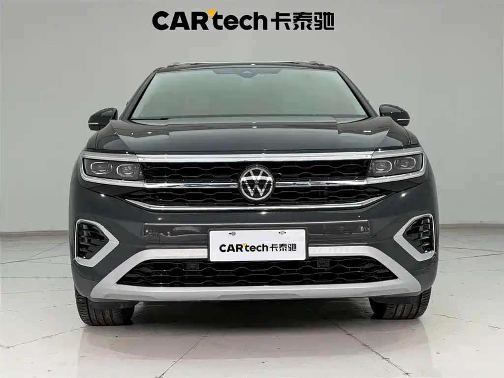 Volkswagen Viloran 2022 530TSI Flagship Pro 6 мест