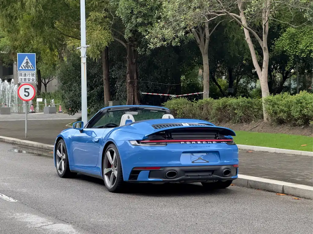 Porsche 911 — миниатюра 5
