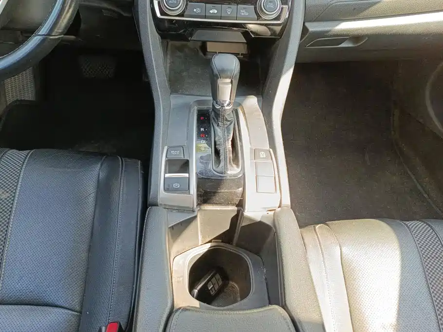 Honda Civic — миниатюра 16