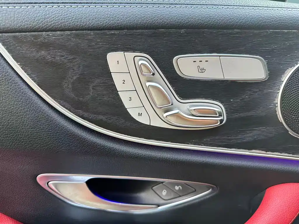 Mercedes-Benz E-Class (Import) — миниатюра 11