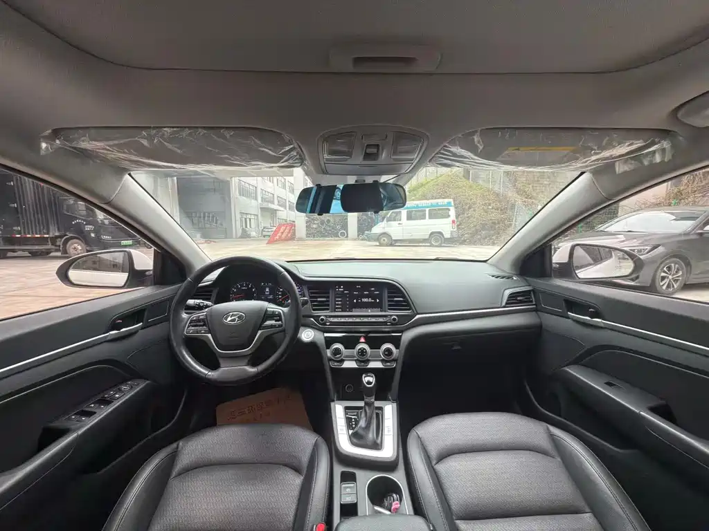 Hyundai Elantra 2019 1.5L CVT Elite