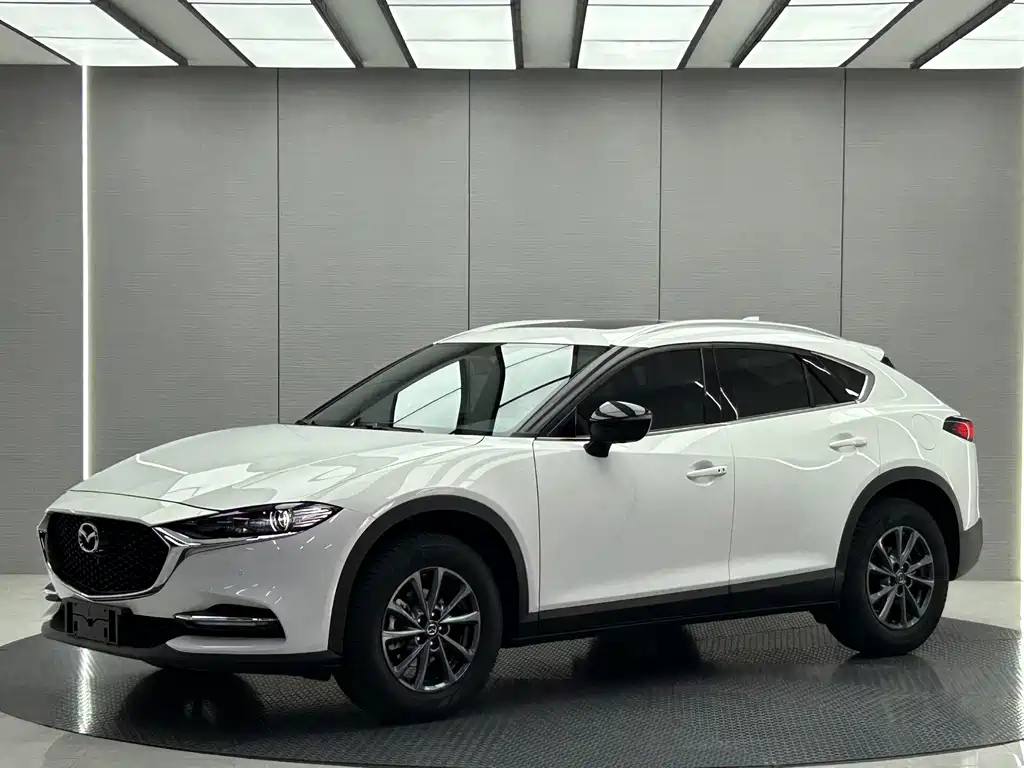Mazda CX-4 2023