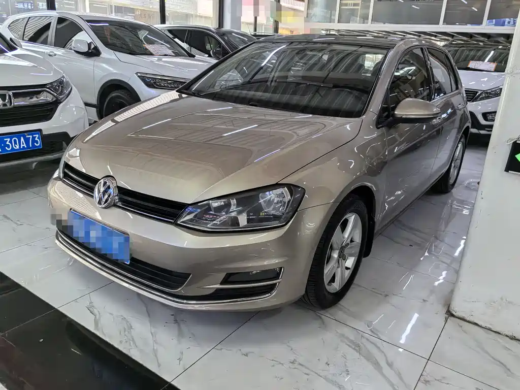Купить Volkswagen Golf