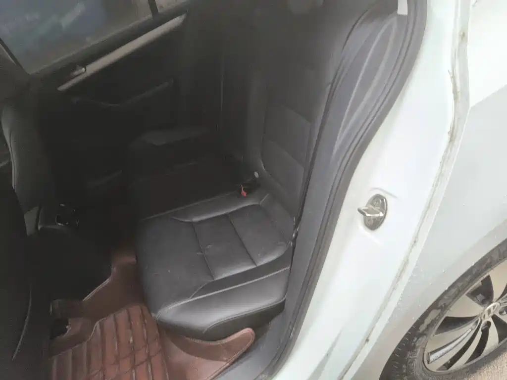 Volkswagen Sagitar — миниатюра 13