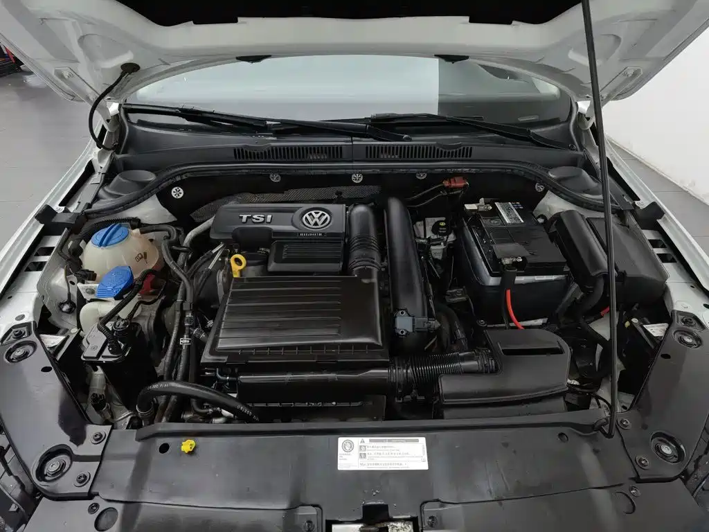 Volkswagen Sagitar — миниатюра 6