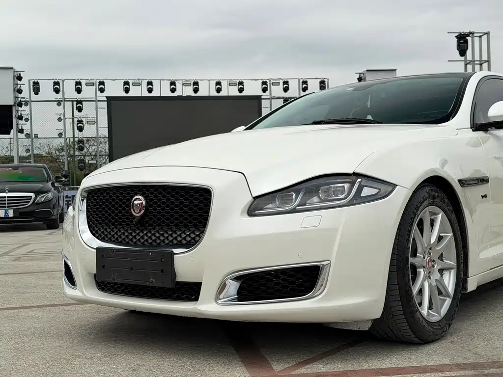Jaguar XJ 2014 XJL 2.0T Elegant