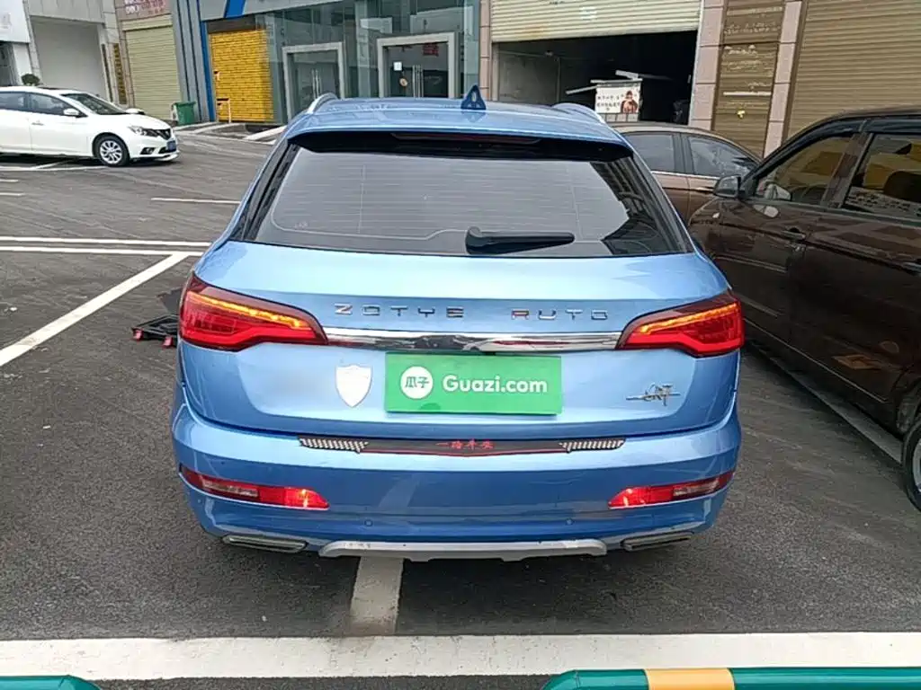 Zotye Zotye SR7 — миниатюра 6