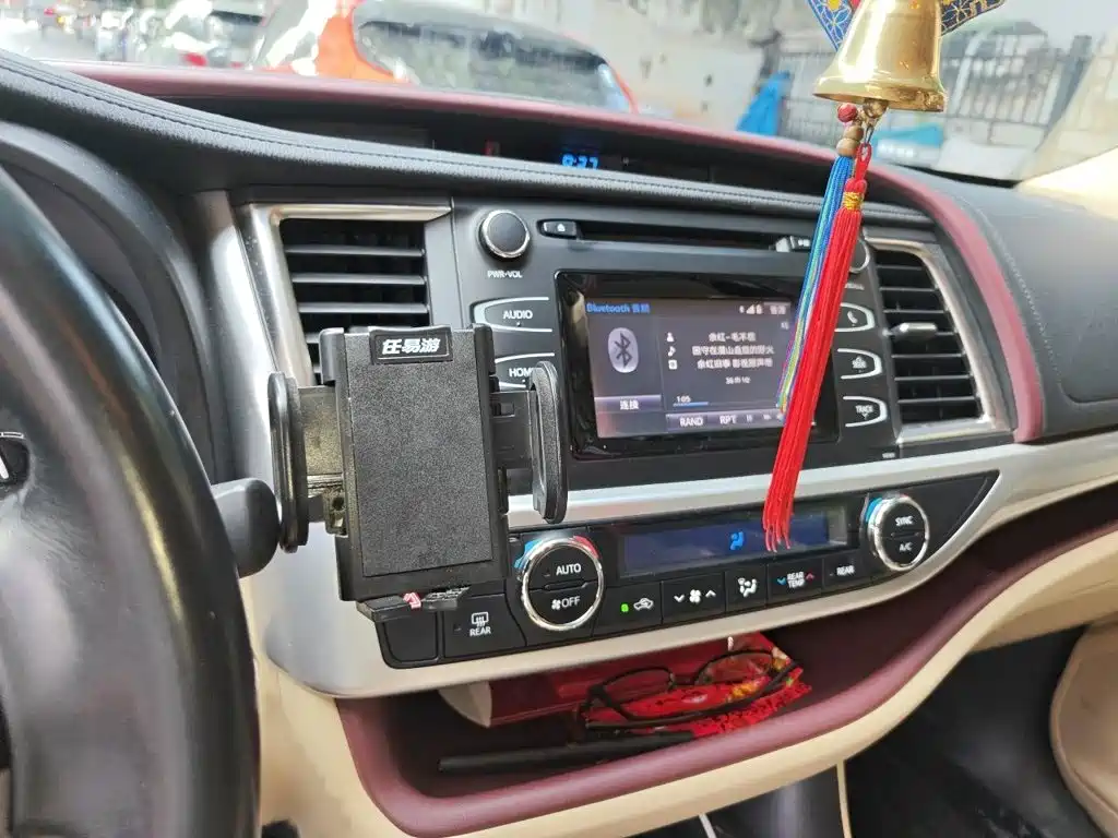 Toyota Highlander — миниатюра 6