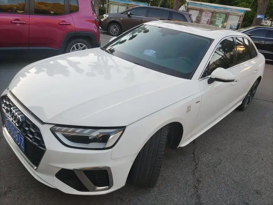 Audi A4L 2021