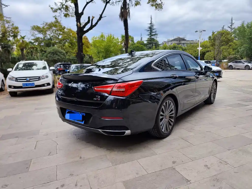 Hongqi Hongqi H5 — миниатюра 14