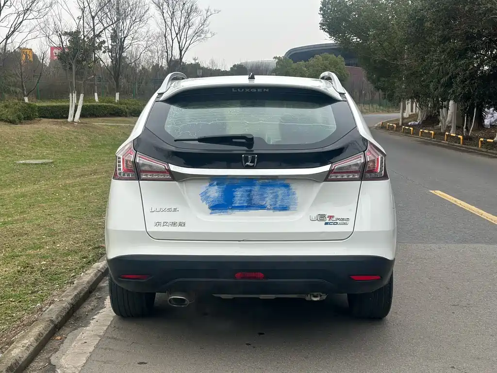 LUXGEN EXCELLENT 6 SUV