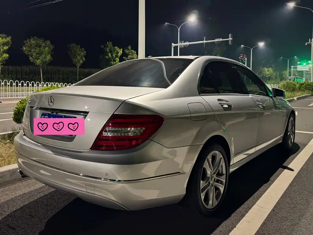 Mercedes-Benz C-Class — миниатюра 2
