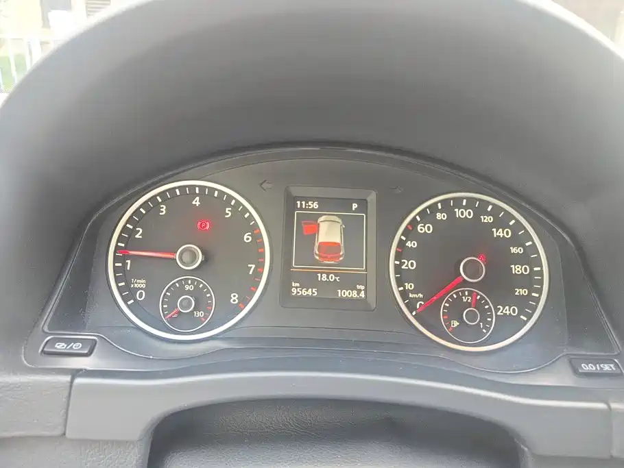 Volkswagen Tiguan — миниатюра 14