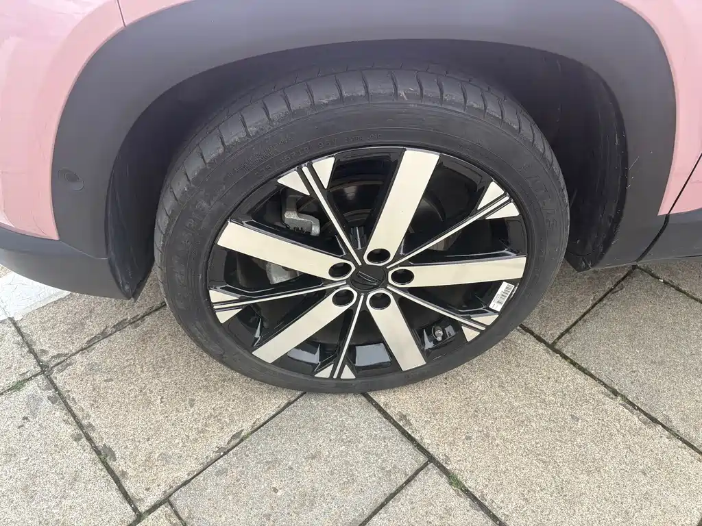 GEELY AUTOMOBILE GEELY ICON