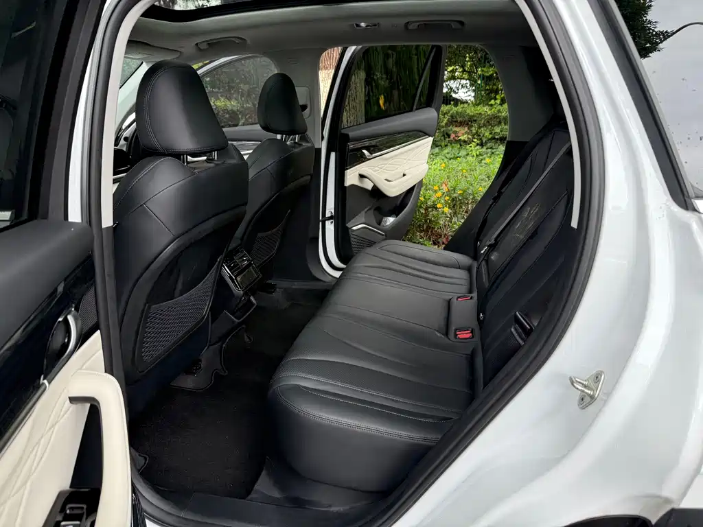 Geely Xingyue L — миниатюра 4